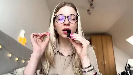 Erkekleri azdırıyor muyum? Femdom