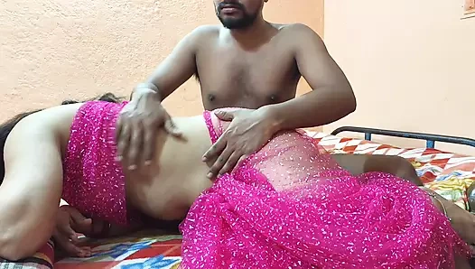 Üvey erkek kardeşimin karısıyla sabah seksi ve sert sikiş