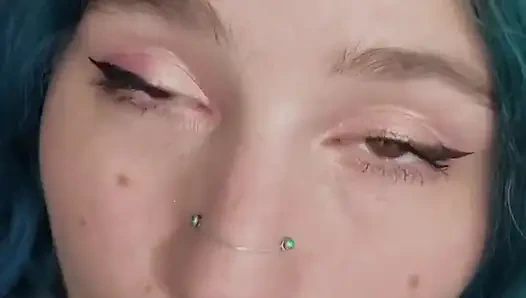 Senin için kendimi parmaklıyorum ve seni emiyor - seksi görüntülü görüşme