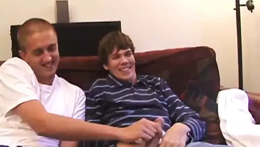 Matthew ve çubuk emmek horoz