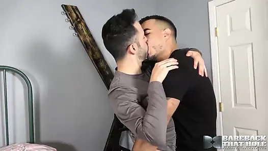 Prezervatifsizbu delikten gay arturo santos ve jesse ferrer ham sikişiyor