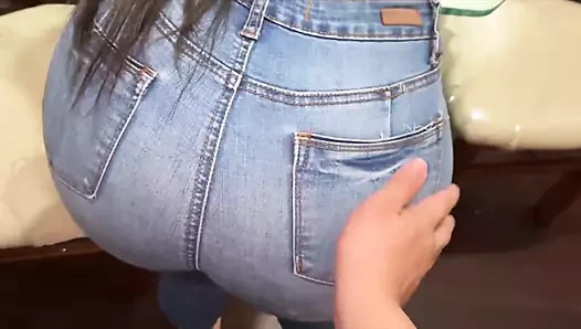 Büyük götlü arkadaşımın karısı ziyaret ediyor yalnız kalıyoruz!