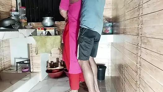 Geleceğimi mutfakta sikmeye başladım