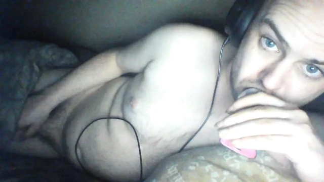Kush travesti pornosu izliyor