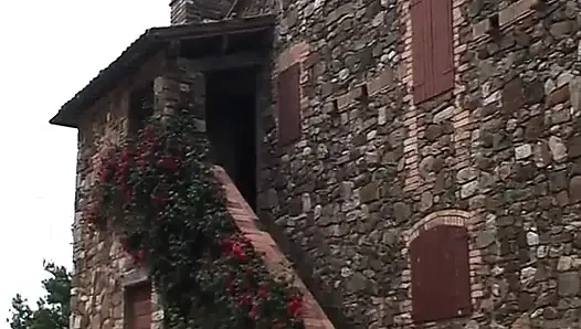 Büyük yaraklı büyük göğüsler anal orgazm