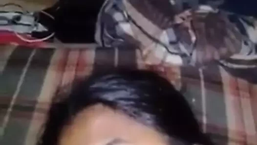 Evli bhabi erkek arkadaşıyla seks yapıyor