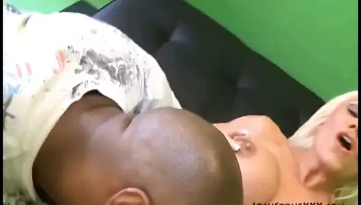 Sarışın porno ashley Chambers berbat üzerinde bbc