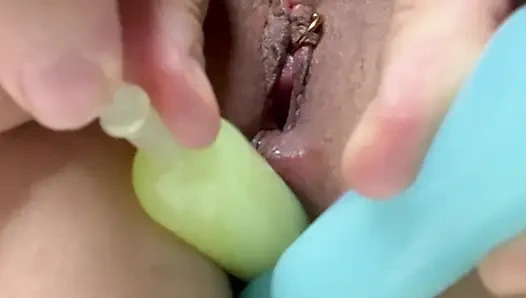 önünde pokkin buz sokma