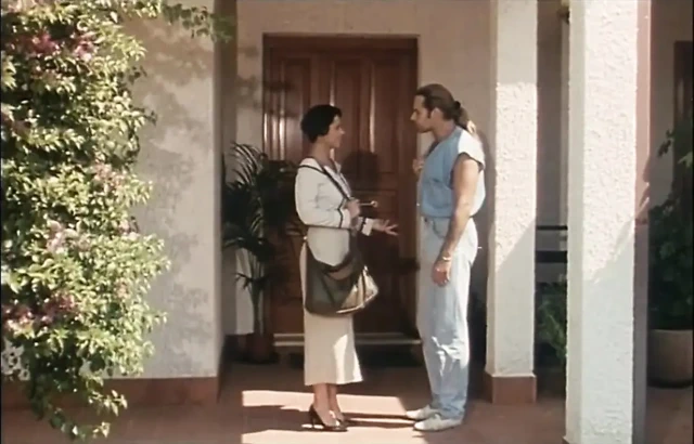 Klasik kıllı amcık sikişiyor... ağzına boşalma