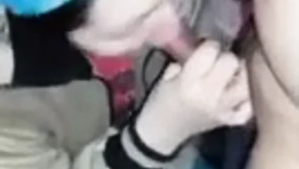 Utangaç kazakh kız emmek kazakh çük ilk zaman üzerinde kamera