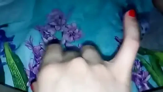 Ebeveynler uzaktayken biraz oynamış