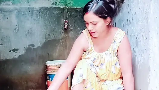 Yaz tatilinde yengenin evine gittim ve güzel yengemle çok eğlendim, tam Hintçe viral video