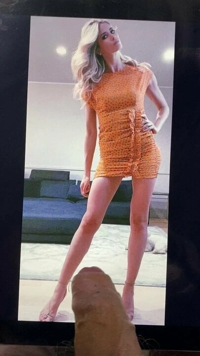 Cum haraç - elena santarelli