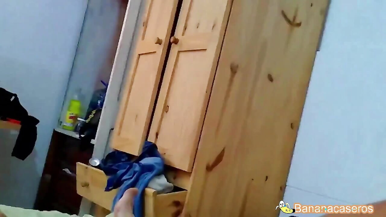 Üvey babam plaja gidince beni sikiyor, birinci şahıs videosu