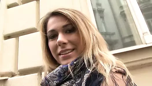 Herhangi bir Black Fox yarak saldırısı altında