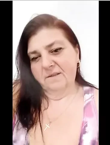 Tombul milf içinde kam
