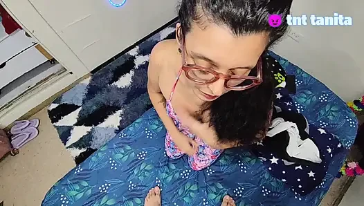 Pt1 mujer seksi penetrando su novio con su takma # 208 takma ve yalama