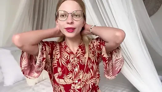 Acımasız kadın egemenliği tanrıçası seni yerine koyuyor