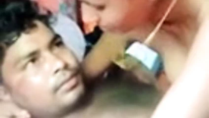 Desi kız arkadaş var seks at evde