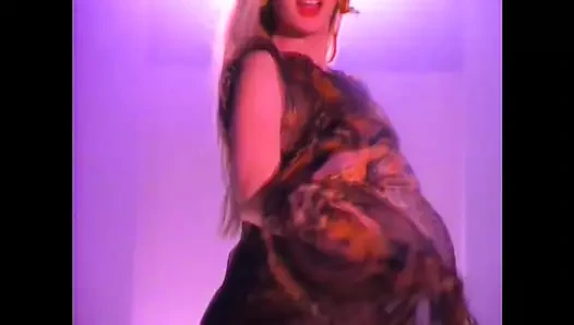 Podyumda modelleme! kokusu ile drooled! eski okula