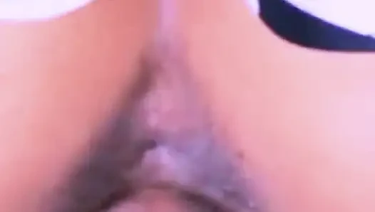 Açgözlü en iyi arkadaş en iyi arkadaşının erkek arkadaşının yarağına biniyor