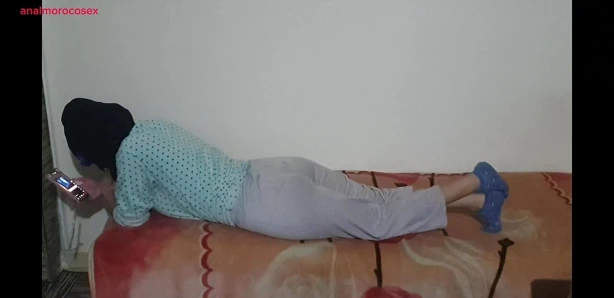 Amatör Faslı çift ev yapımı seks videosu 2