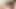 Seksi vücutlu kızlar yatakta ateşli bir yarağı emiyor ve sikiyor