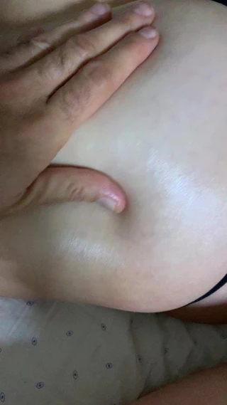 Büyük orta yaşlı seksi kadın göt masajı