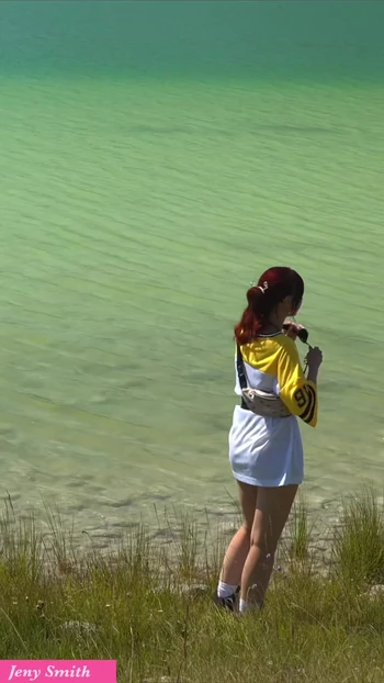 Тебе нравится мой купальник?