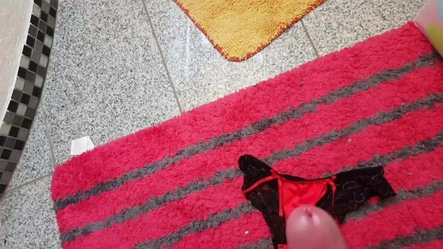 Roter Tanga  abgesahnt