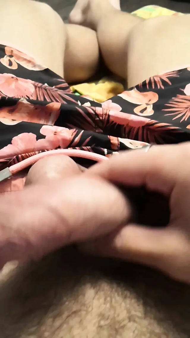 Uyanıp yarağıma masaj yapmaya ne dersin