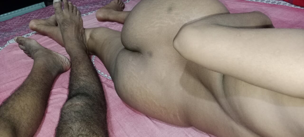 Bangali ateşli kız arkadaş tam gecenin tadını çıkarıyor