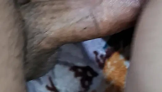 Bu sefer odamda yalnız değilim