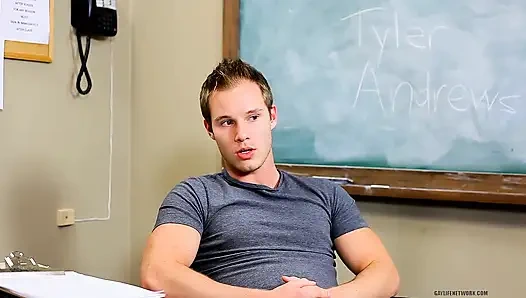 Handsome Tyler kendini açıklıyor