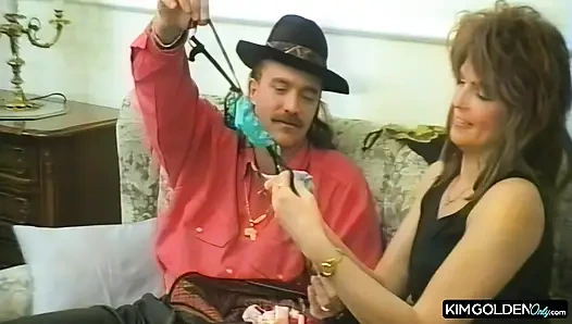 Leidenschaftlicher Ritt auf dem Sofa