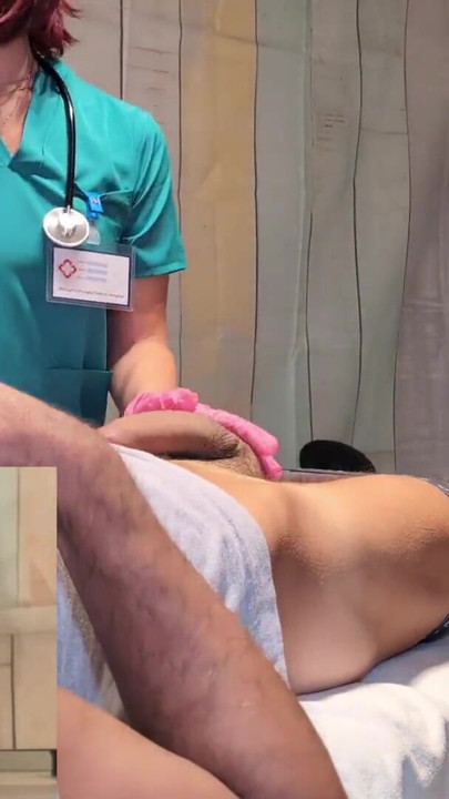 – Doktor, toynaklarını dolduruyorum. | Klip 2