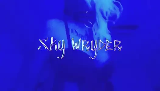 Anal sürtük olmayı seviyorum