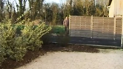 Sıcak amatör çift ve meraklı yaşlı adam sert seks