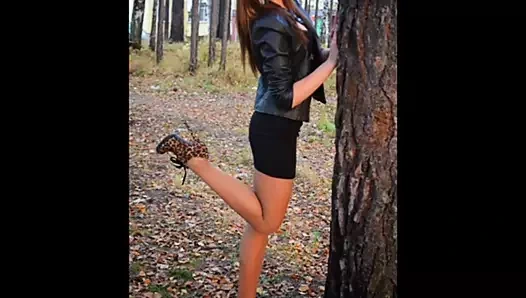 Trampling - topuklu bir kız görünce nasıl tahrik oldum