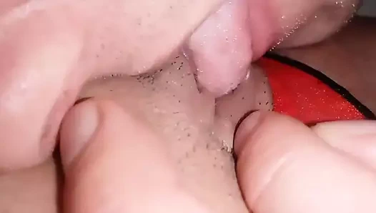 Koca yabancıdan sonra karısının amını temizler