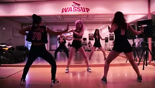 Asyalı kız $up nasıl twerk yapıyor