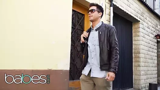 Mia ayrıldı, antrenmandan sonra seksi kişisel antrenör