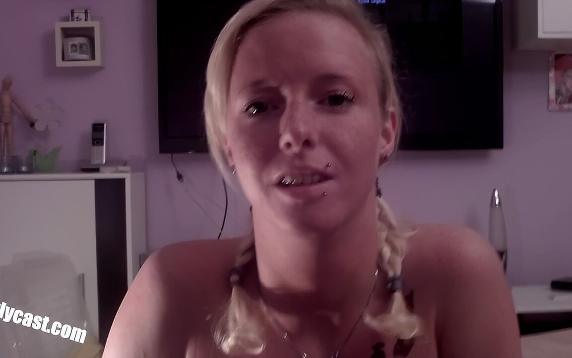 Skinny Teen Lucy İlk BBC Ev Videosu