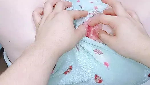 Pijamaların altında güzel minyon amcık