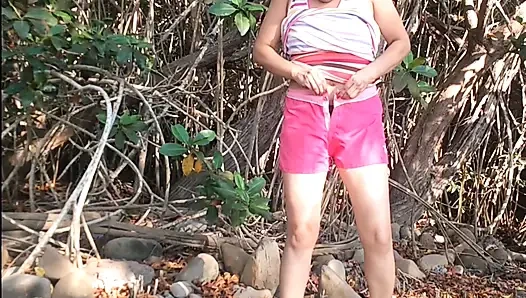 SEXY MATURE WIFE WITH A PRETTY PUSSY IS CAUGHT PEEING ON THE BEACH