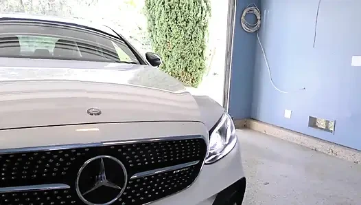 Sarışın tatlı Lilly Larimar üvey babasının büyük sert yarağını istiyor