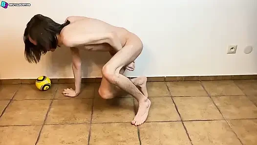Testisleri acı ve yıkımın hedefi! Aşırı Ceza Topları - Dave Moon - Jennifer - Bbusting (Ballbusting)