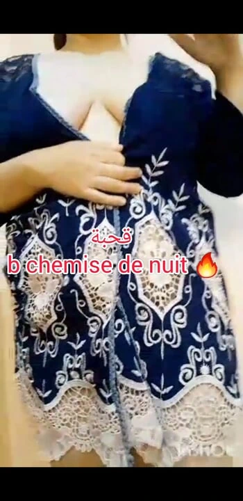 9a7baa iri güzel kadın Cezayirli b gecelikli tbanyaaatt f odası