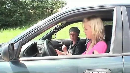 Her yerde sikişiyoruz - bölüm #01