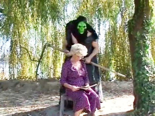 nine sikikleri için ona hayat